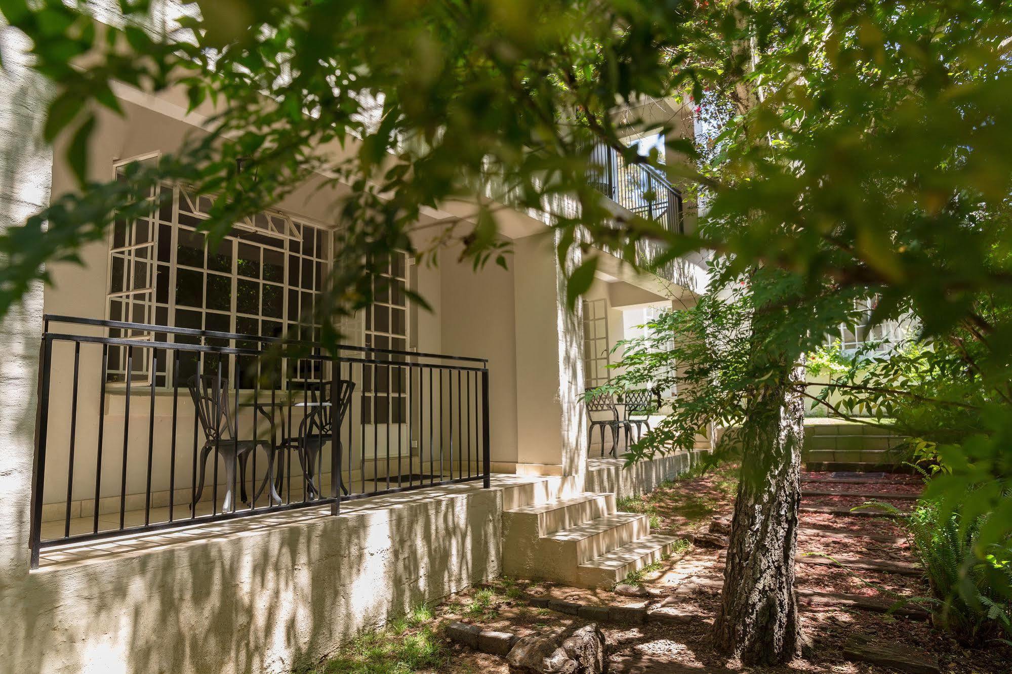 La Vieille Ferme Ξενοδοχείο Γιοχάνεσμπουργκ Εξωτερικό φωτογραφία